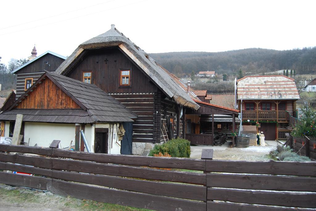 Penzion Stary Hostinec Banska Stiavnica Ngoại thất bức ảnh
